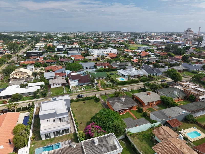 CASA EM ATLÂNTIDA COM DOIS TERRENOS: 31ª foto da galeria de imagens do imóvel