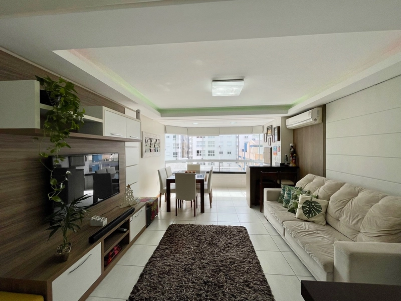 Amplo apartamento junto a praça flavio boianosvisk: 11ª foto da galeria de imagens do imóvel