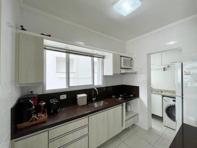 Amplo apartamento junto a praça flavio boianosvisk: 2ª foto da galeria de imagens do imóvel