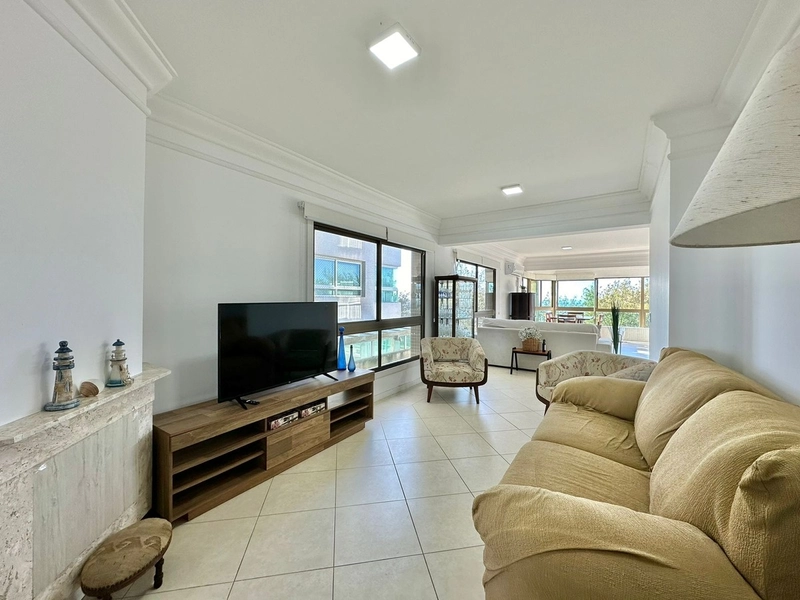 APARTAMENTO À VENDA DE FRENTE PARA PRAÇA  PÉ NA AREIA: 1ª foto da galeria de imagens do imóvel
