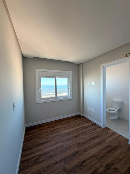 INCRIVEL APARTAMENTO COM VISTA MAR E SERRA!: 8ª foto da galeria de imagens do imóvel