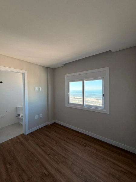 INCRIVEL APARTAMENTO COM VISTA MAR E SERRA!: 3ª foto da galeria de imagens do imóvel