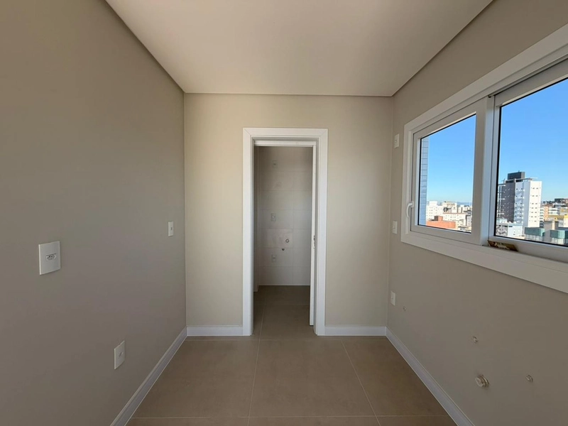 INCRIVEL APARTAMENTO COM VISTA MAR E SERRA!: 5ª foto da galeria de imagens do imóvel