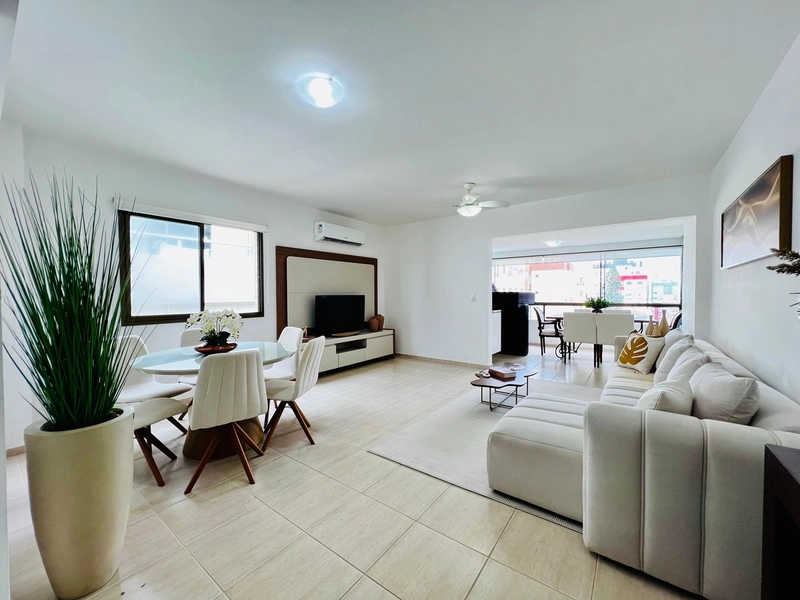 AMPLO APARTAMENTO DE 03 DORMITÓRIOS A UMA QUADRA DO OMAR: 1ª foto da galeria de imagens do imóvel