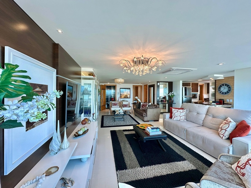 RARIDADE NO MERCADO À VENDA APARTAMENTO COM AMPLA SACADA: 1ª foto da galeria de imagens do imóvel