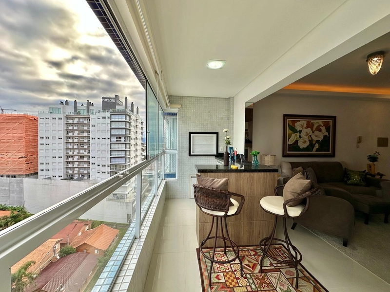 APARTAMENTO À VENDA COM VISTA PARA O MAR: 5ª foto da galeria de imagens do imóvel
