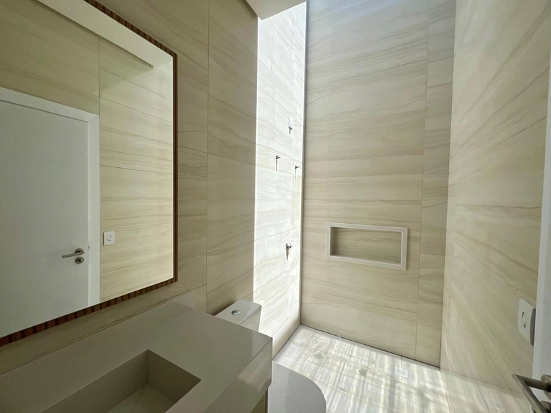 CASA COM VISTA PARA O LAGO NO CONDOMINIO SUNSET: 2ª foto da galeria de imagens do imóvel
