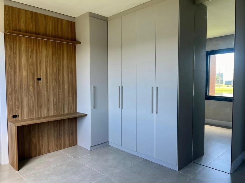 CASA COM VISTA PARA O LAGO NO CONDOMINIO SUNSET: 18ª foto da galeria de imagens do imóvel