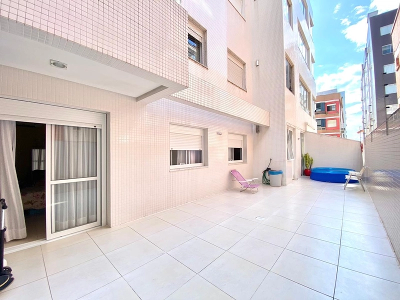 AMPLO APARTAMENTO DE 03 DORMITÓRIOS COM TERRAÇO EM L, NO CENTRO: 13ª foto da galeria de imagens do imóvel