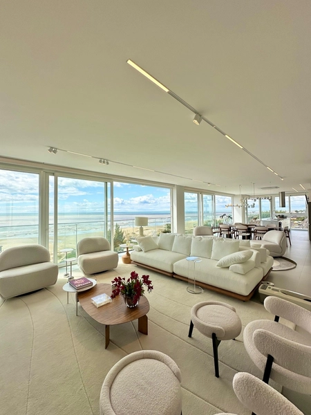 APARTAMENTO COM VISTA FANTÁSTICA PARA O MAR: 3ª foto da galeria de imagens do imóvel