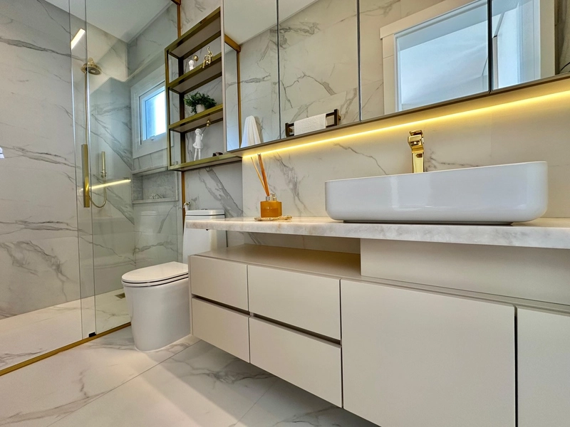 APARTAMENTO COM VISTA FANTÁSTICA PARA O MAR: 26ª foto da galeria de imagens do imóvel