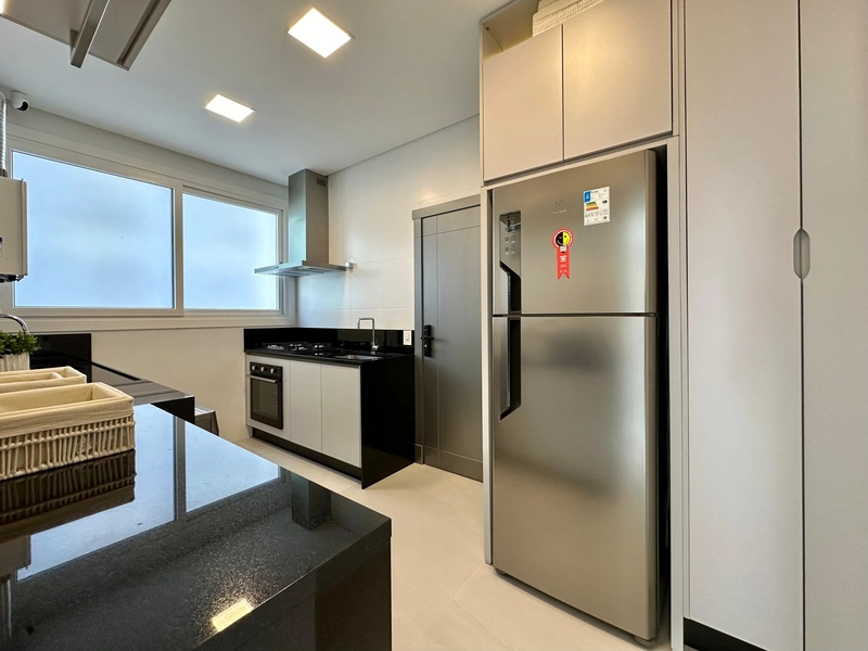 APARTAMENTO COM VISTA FANTÁSTICA PARA O MAR: 14ª foto da galeria de imagens do imóvel