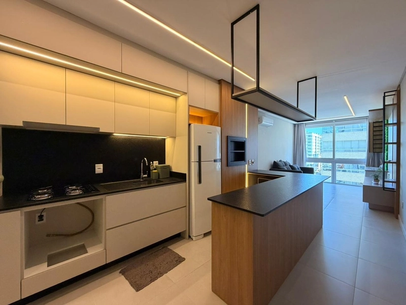 APARTAMENTO À VENDA  COM INFRA INCRÍVEL E VISTA PARA PRAÇA E MAR: 8ª foto da galeria de imagens do imóvel