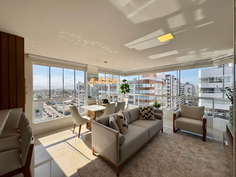 APARTAMENTO DE FRENTE PARA AV UBIRAJARA COM VISTA PARA O MAR !!!: 1ª foto da galeria de imagens do imóvel