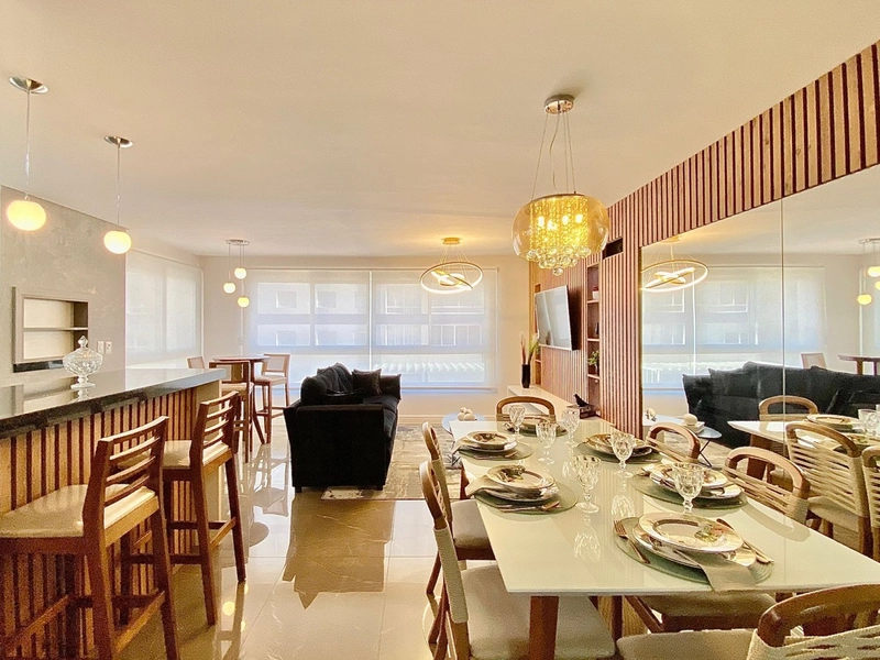 Apartamento mobiliado e decorado no Navegantes em 60x: 1ª foto da galeria de imagens do imóvel