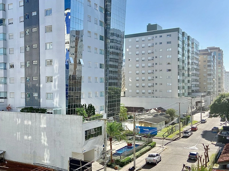 Apartamento mobiliado e decorado no Navegantes em 60x: 3ª foto da galeria de imagens do imóvel