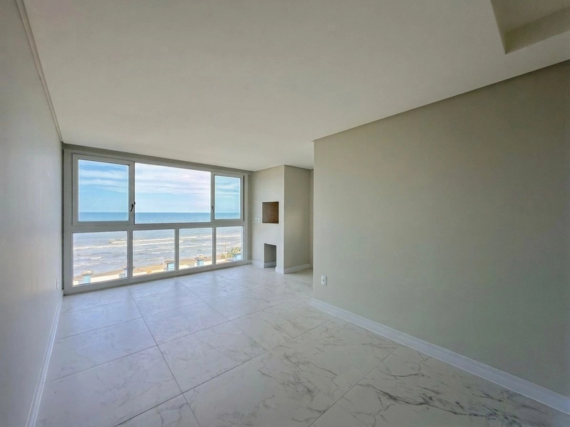 APARTAMENTO COM VISTA PARA O MAR: 1ª foto da galeria de imagens do imóvel