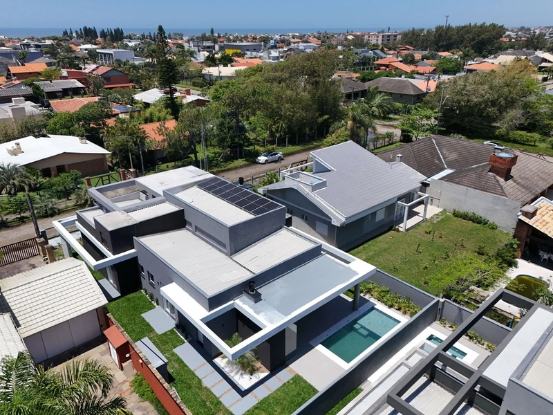 LINDA MANSÃO COM PISCINA E PÁTIO AMPLO: 27ª foto da galeria de imagens do imóvel