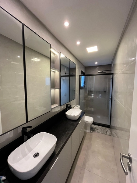CASA COM PISCINA: 27ª foto da galeria de imagens do imóvel