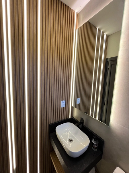 CASA COM PISCINA: 3ª foto da galeria de imagens do imóvel