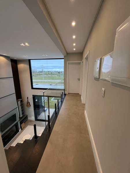 CASA COM PISCINA: 36ª foto da galeria de imagens do imóvel