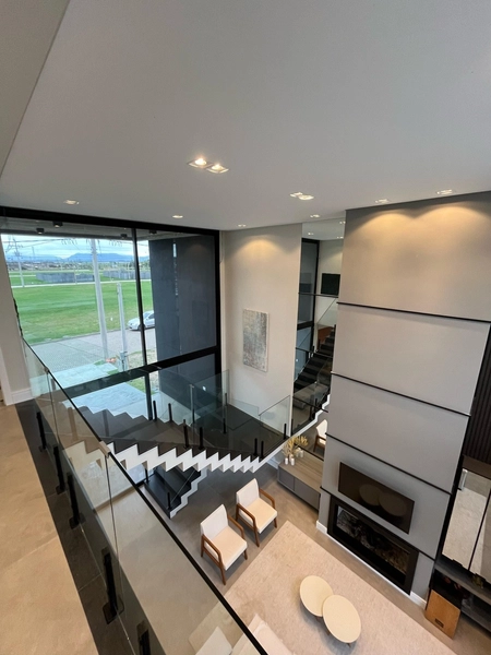 CASA COM PISCINA: 15ª foto da galeria de imagens do imóvel