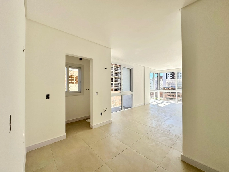 APARTAMENTO À VENDA  COM INFRA INCRÍVEL E VISTA PARA PRAÇA!: 3ª foto da galeria de imagens do imóvel