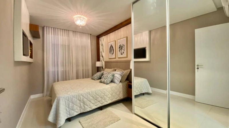 APARTAMENTO COM SACADA DE FRENTE!!!: 5ª foto da galeria de imagens do imóvel