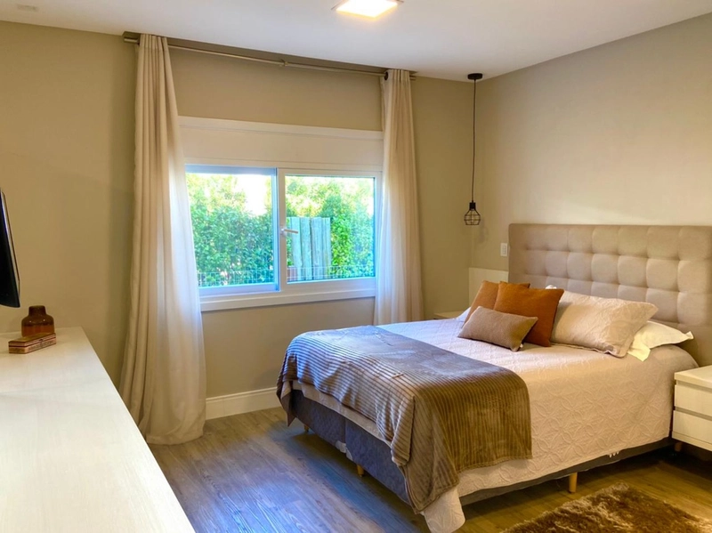 CASA EM CONDOMÍNIO MOBILIADA E DECORADA EM CAPÃO: 3ª foto da galeria de imagens do imóvel