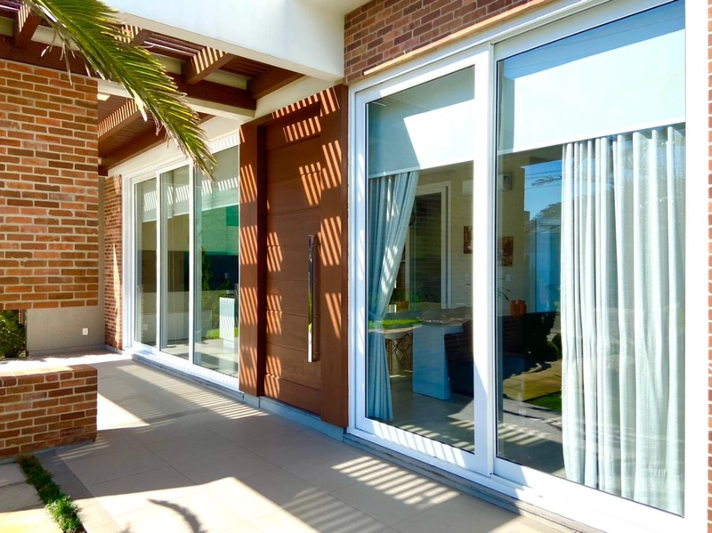 CASA EM CONDOMÍNIO MOBILIADA E DECORADA EM CAPÃO: 1ª foto da galeria de imagens do imóvel