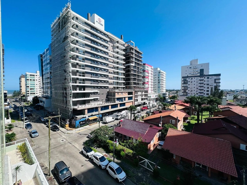 Apartamento com metragem de casa a venda em Capão da Canoa!: 1ª foto da galeria de imagens do imóvel