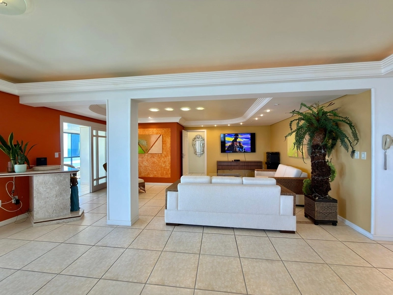 APARTAMENTO À VENDA COM VISTA PARA O MAR: 12ª foto da galeria de imagens do imóvel