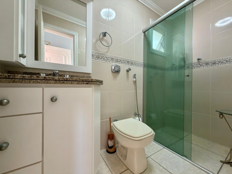 APARTAMENTO À VENDA COM VISTA PARA O MAR: 30ª foto da galeria de imagens do imóvel