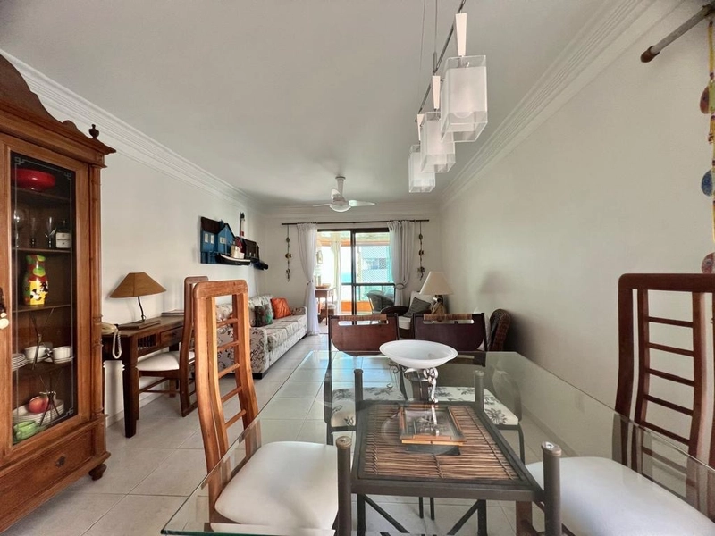 UMA QUADRA DO MAR JUNTO A PRAÇA: 2ª foto da galeria de imagens do imóvel