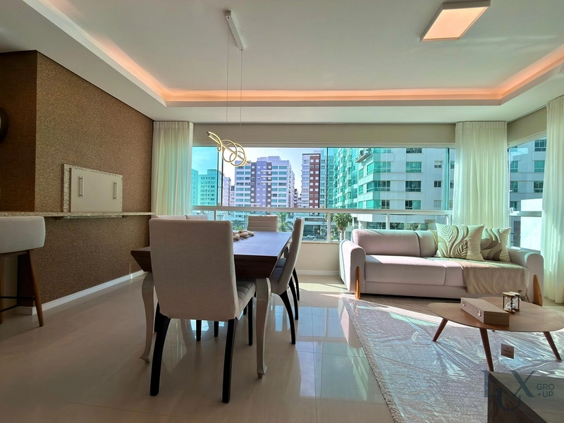 APARTAMENTO À VENDA EM CAPÃO DA CANOA!  SACADA DE FRENTE PARA PRAÇA: 7ª foto da galeria de imagens do imóvel