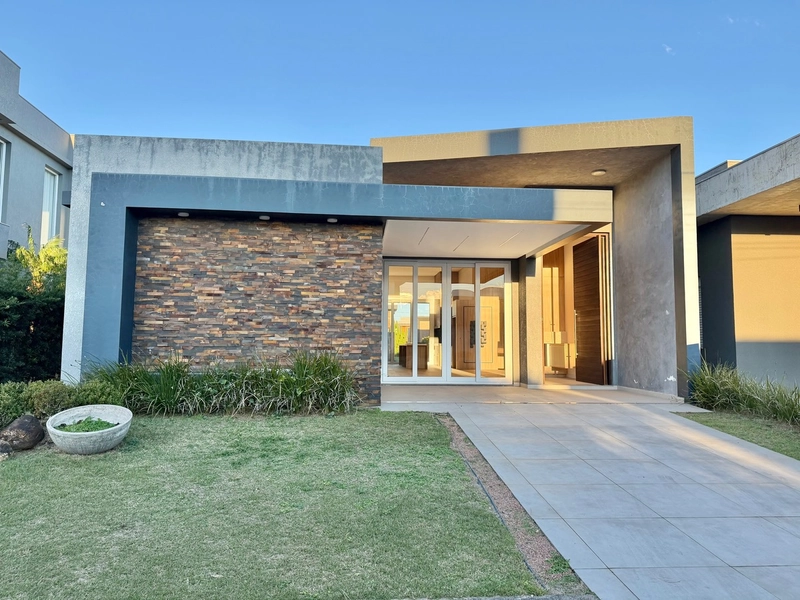 CASA EM CONDOMINIO FECHADO: 20ª foto da galeria de imagens do imóvel