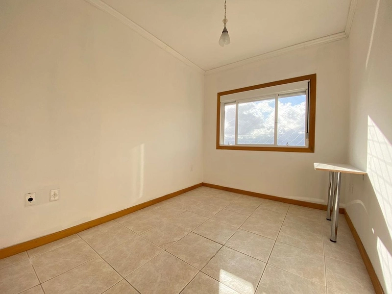 APARTAMENTO COM VISTA PARA SERRA! PRÓXIMO A PRAÇA LUÍS BASSANI!: 1ª foto da galeria de imagens do imóvel
