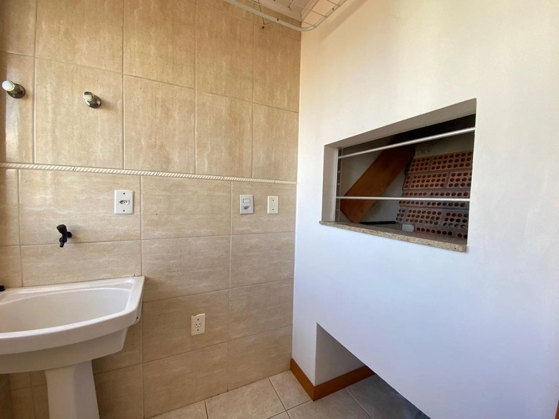 APARTAMENTO COM VISTA PARA SERRA! PRÓXIMO A PRAÇA LUÍS BASSANI!: 15ª foto da galeria de imagens do imóvel