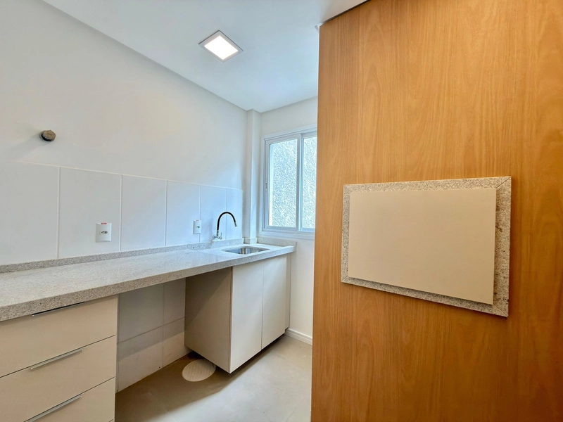 2 DORM FINAMENTE MOBILIADO E DECORADO: 8ª foto da galeria de imagens do imóvel