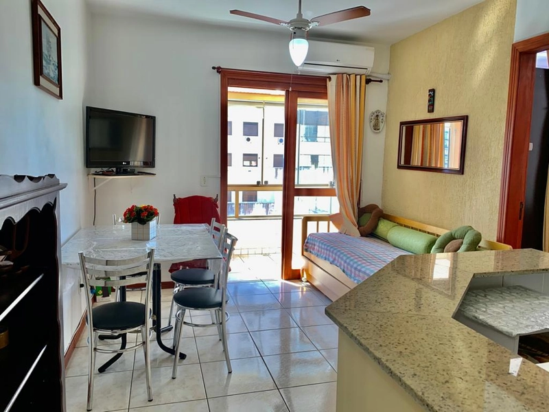CONFIRA!! APARTAMENTO 1 DORMITÓRIO COM SACADA!!: 3ª foto da galeria de imagens do imóvel