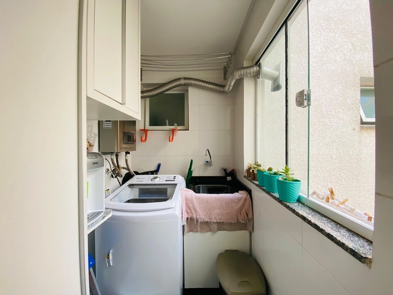 Lindo apartamento apenas 1 quadra do mar: 2ª foto da galeria de imagens do imóvel
