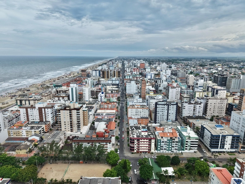 APARTAMENTO ESPAÇOSO,  ANDAR ALTO COM VISTA DO MAR: 30ª foto da galeria de imagens do imóvel