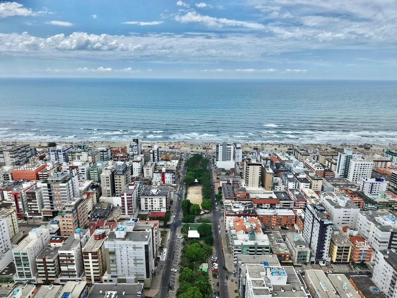 APARTAMENTO ESPAÇOSO,  ANDAR ALTO COM VISTA DO MAR: 35ª foto da galeria de imagens do imóvel