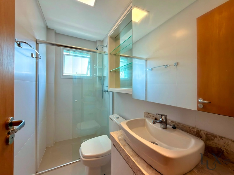 APARTAMENTO À VENDA  COM VISTA PARA O MAR: 32ª foto da galeria de imagens do imóvel