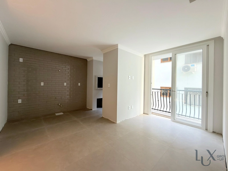 APARTAMENTO A 2 QUADRAS DO MAR E AO LADO DA BOIANOVSKI : 3ª foto da galeria de imagens do imóvel