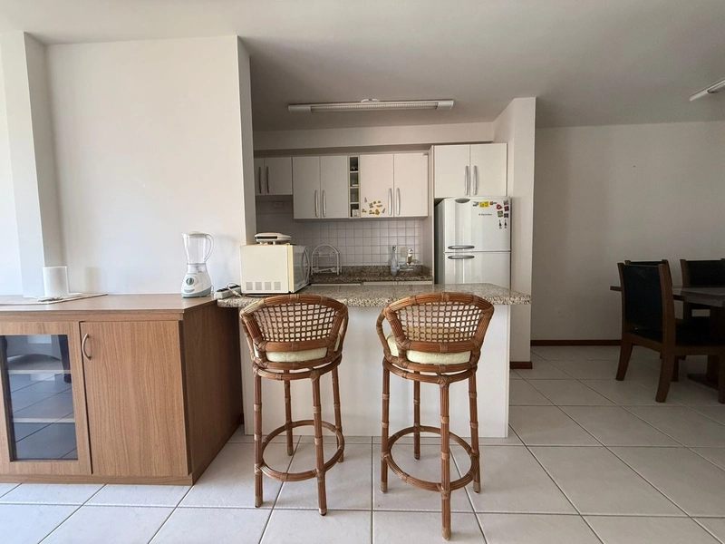 APTO Á VENDA NO CENTRO DE CAPÃO COM VISTA MAR: 5ª foto da galeria de imagens do imóvel