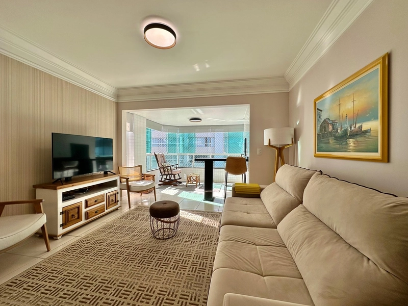 APARTAMENTO À VENDA  COM VISTA PARA O MAR: 3ª foto da galeria de imagens do imóvel