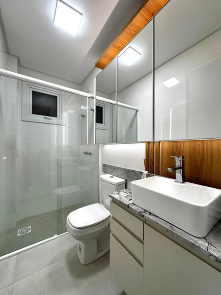 Apartamento Decorado a uma Quadra do Mar: 3ª foto da galeria de imagens do imóvel