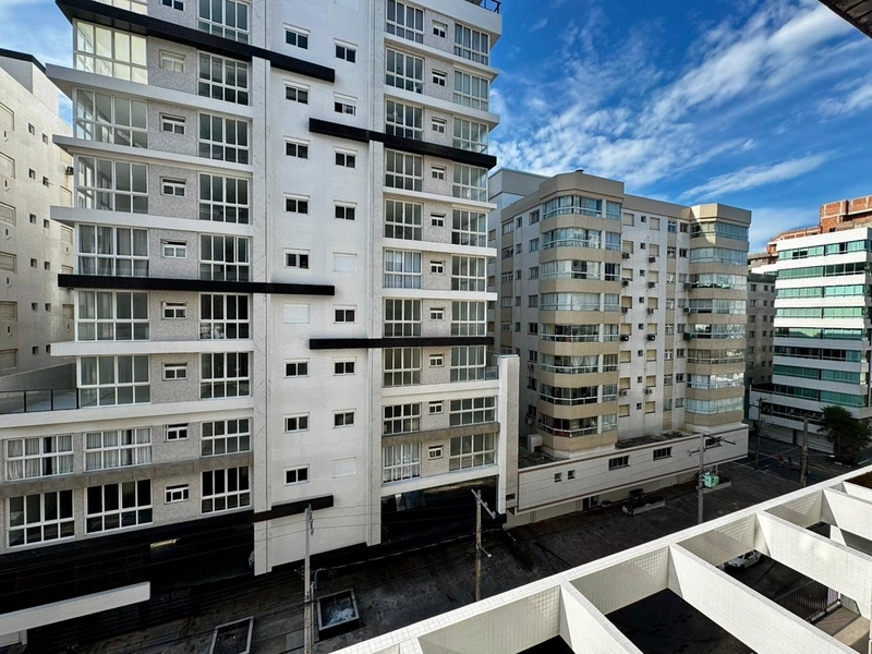 Apartamento Decorado a uma Quadra do Mar: 14ª foto da galeria de imagens do imóvel