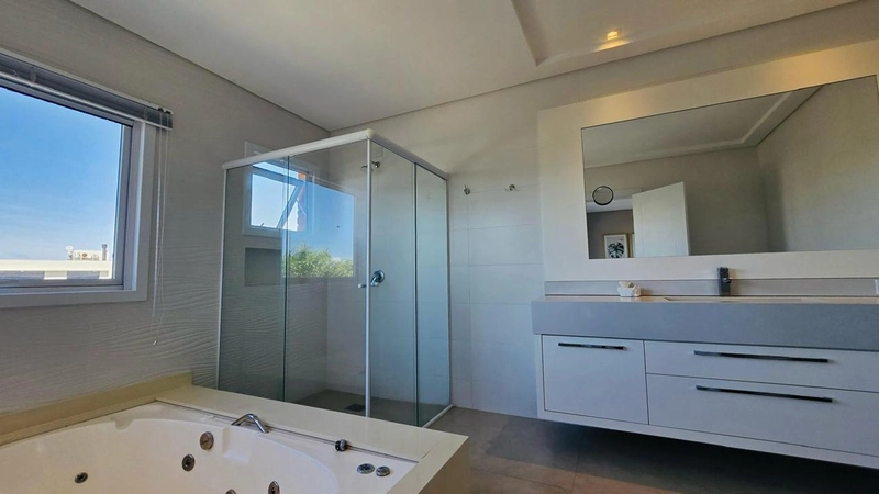 MELHOR CASA BEIRA LAGO DO CONDOMÍNIO MALIBU!!!: 22ª foto da galeria de imagens do imóvel